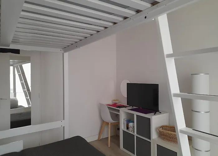 Chez Isabelle Et Virgile Bel Appartement, Avec Vues, A 50m De La * Palavas-les-Flots