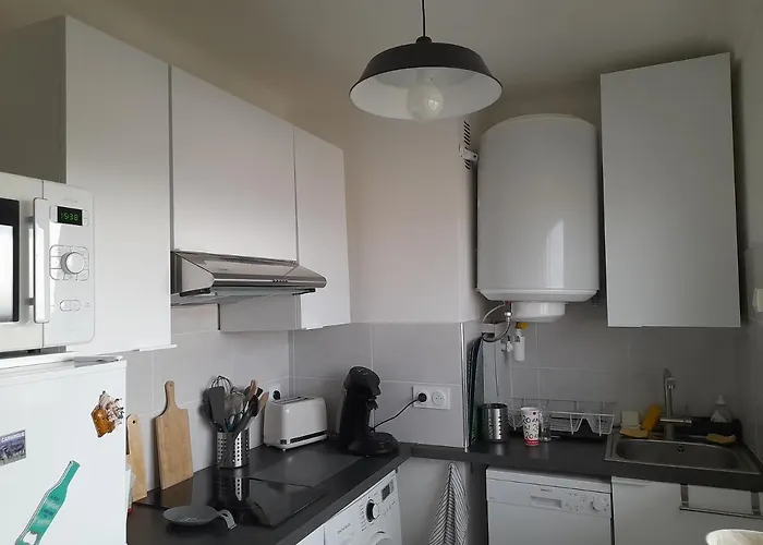 Chez Isabelle Et Virgile Bel Appartement, Avec Vues, A 50m De La Διαμέρισμα *
